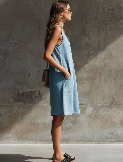 Effortless Chic Sleeveless Denim Shift Dress for Women