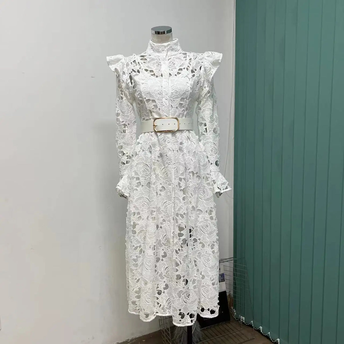 2024 French Temperament WaterSoluble SingleBreasted Lace Dress