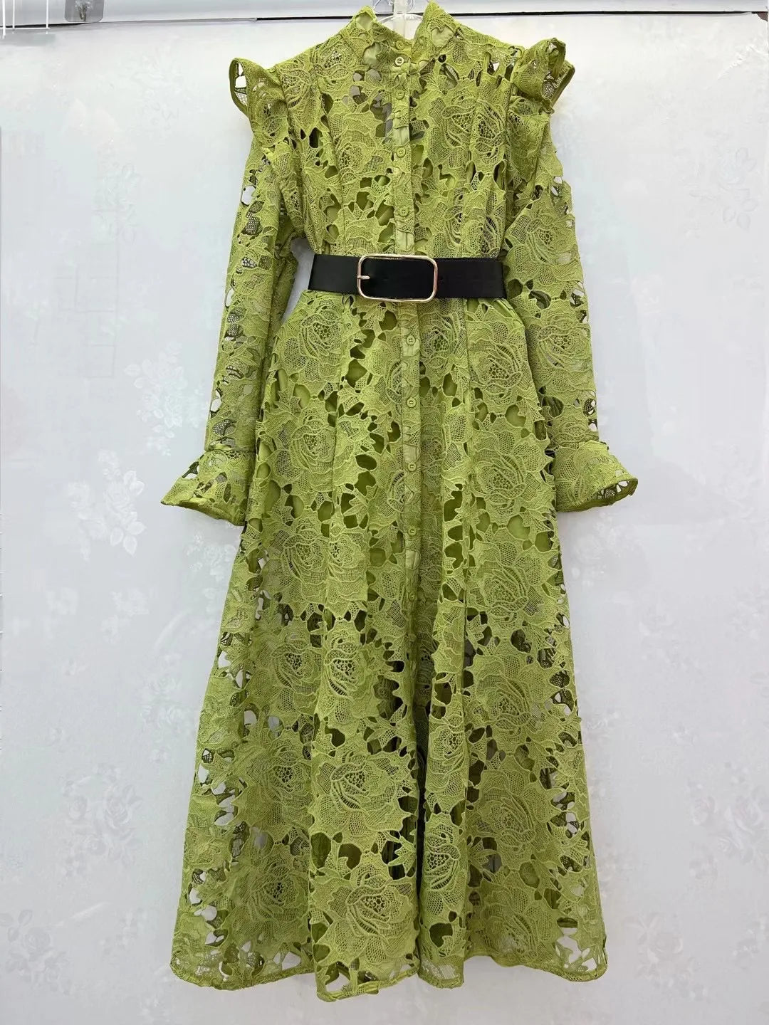 2024 French Temperament WaterSoluble SingleBreasted Lace Dress