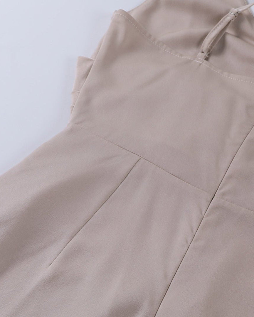 Dolores Elegant Maxi Dress with a Sweetheart Neckline and Slit